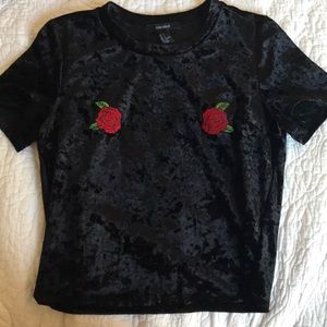 Velvet black with red roses tee